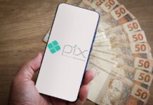 Com avanço da economia do Pix, Alper Seguros alerta para a busca por proteção contra golpes digitais e transações indevidas em celulares