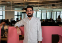 3 formas de usar a IA para transformar a experiência no setor de seguros