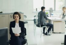 Estudo mostra que IA pode estar freando novas contratações no setor de seguros