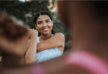 Seguro de vida da Youse prevê indenização em vida para diagnóstico de câncer de mama e útero