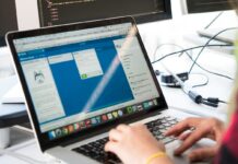 Como investimentos em IA estão impulsionando crescimento do quadro de funcionários e de talentos juniores