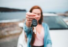 Seguro automotivo integrado impulsiona desempenho mais alto de F&I: pesquisa da Polly