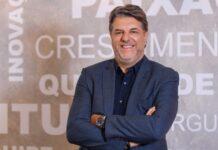 Tokio Marine lança HUB de Cotações exclusivo para Assessorias e Grupos Econômicos Dennis Milan, Diretor de Tecnologia, Digital e Inovação da Tokio Marine, de braços cruzados e sorrindo